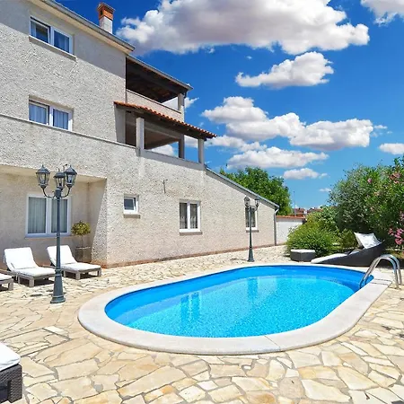 Hébergement de vacances House Vesna 2101 Pula