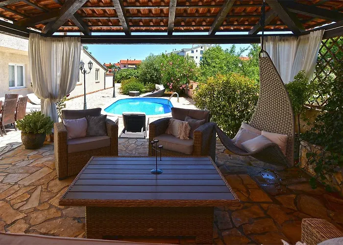 House Vesna 2101 Pola