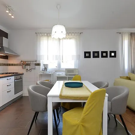 Tatil Evi House Vesna 2101 Pula