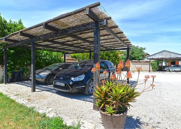 House Vesna 2101 *